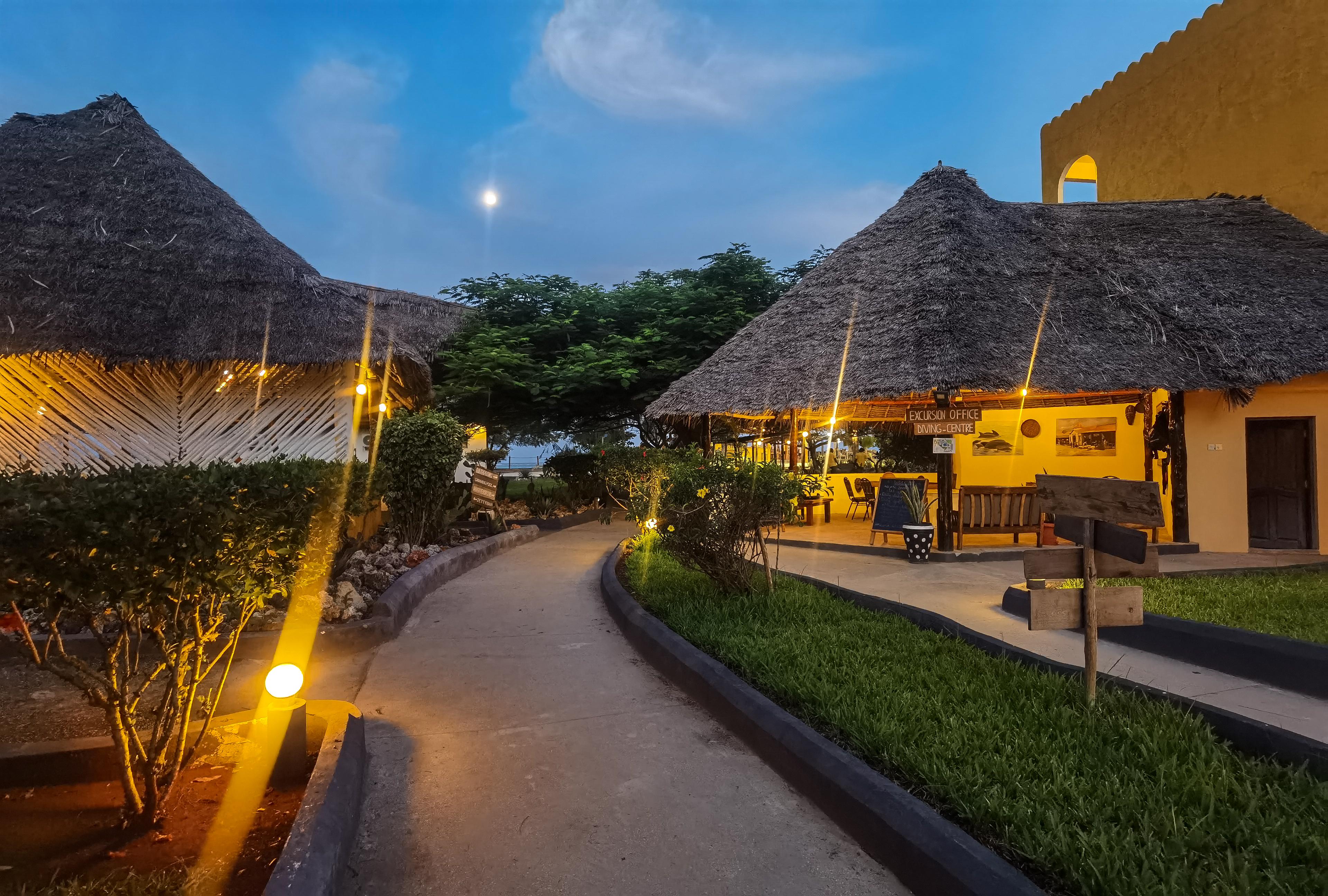Reef & Beach Resort - Spa Jambiani Esterno foto